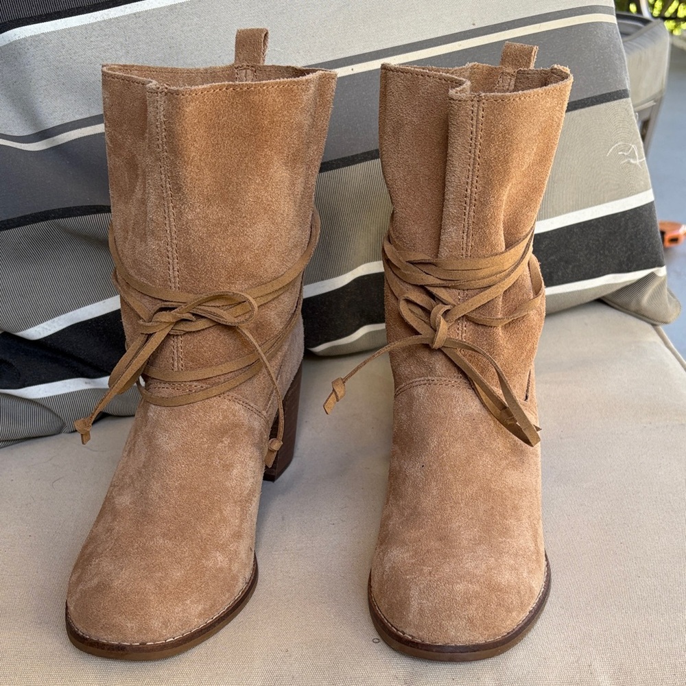 Toms Tan Suede Ankle Booties
